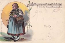 traditioneller Tracht und ein kurzes Musikstück zeigt.