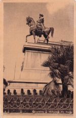 Alexandria Mohamed Aly Statue