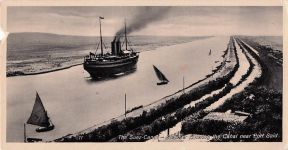 Ak Port Said Ägypten, Steamer entering the Canal
