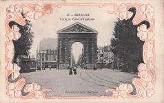 17 -BORDEAUX Porte, et Place d'Aquitaine