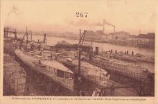 Etablissements SCHNEIDER & C". Chantiers de CHALON-sur-SAONE. Onze Torpilleurs en construction