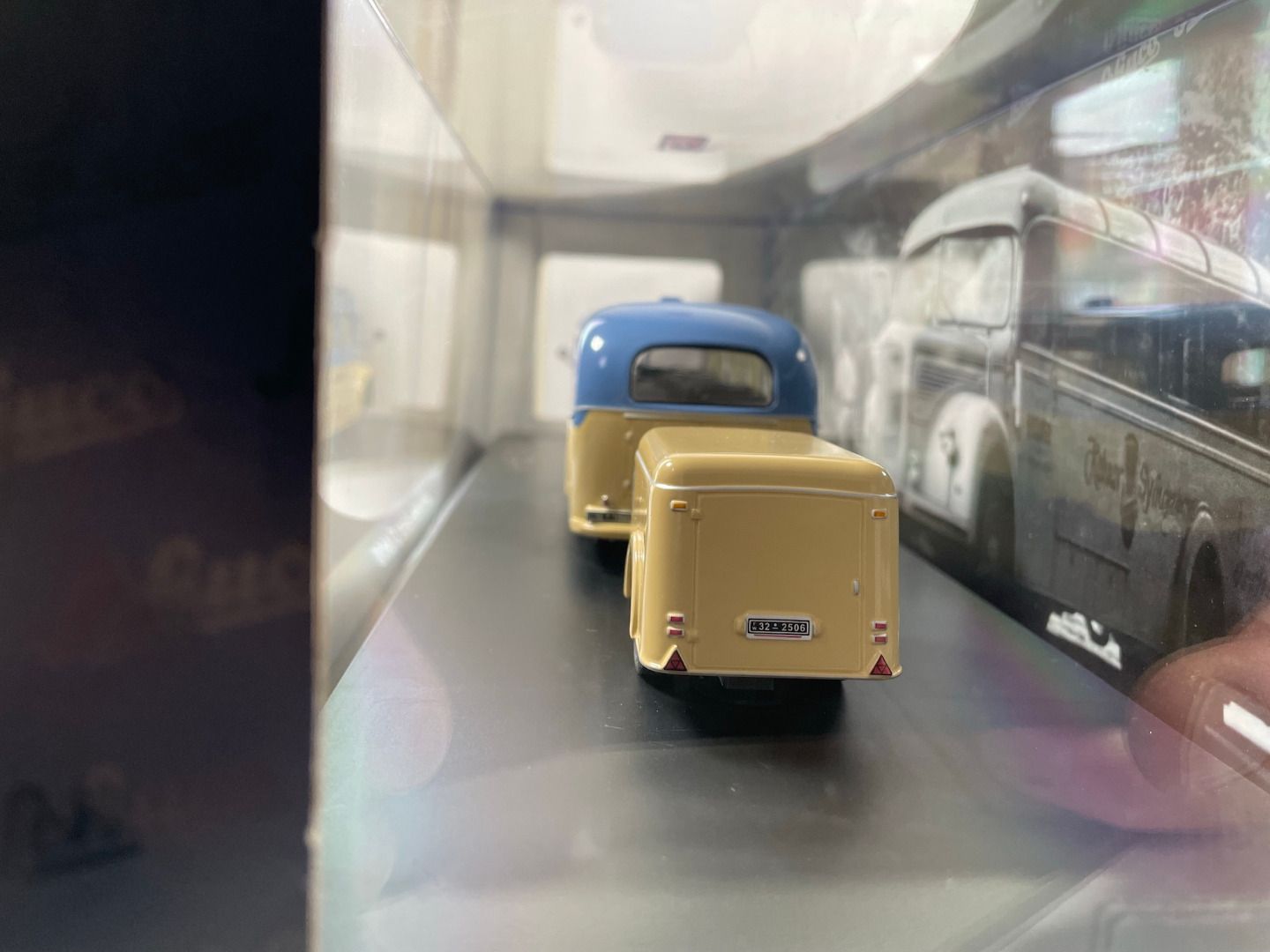 Schuco Edition 1:43 - Mercedes Benz O 6600, Omnibus mit