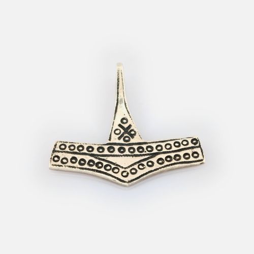 Thors-Hammer-Anhänger aus Silber mit Ornamentik im Wikingerstil
