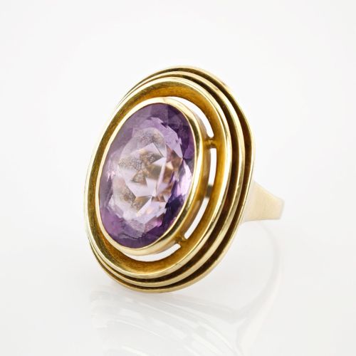 Goldring mit Amethyst im Stil der 1970er Jahre | 585 / 7,6g / Gr. 50
