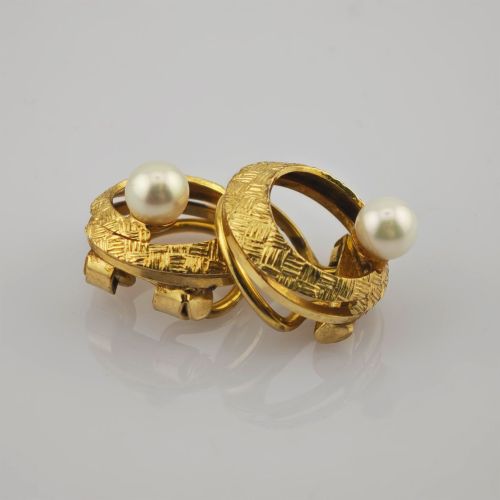 Vintage-Ohrringe aus Gold mit Perlen