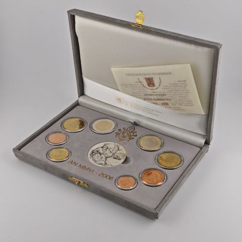 Vatikan Euro KMS 2006 Kursmünzensatz PP mit Silbermedaille in Box mit CoA