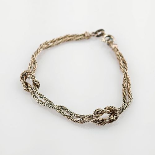 Geflochtenes Silberarmband mit Achterknoten
