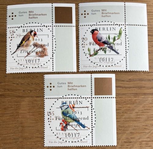 Bund, Michel Nr. 3023-3025 gestempelt ESST BERLIN Eckrand Ecke - Singvögel