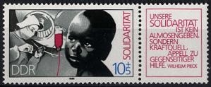 DDR, MiNr. 3202a Zusammendruck rotes Zierfeld postfrisch - Internationale Solidarität