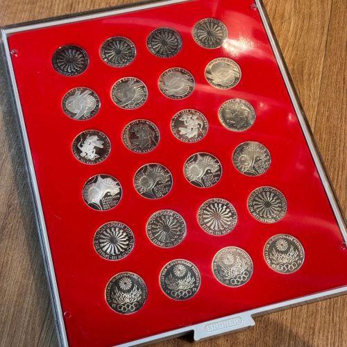 24 x 10 DM Olympiade 1972 PP DFGJ komplett Serie I-VI – in Lindner Münzbox