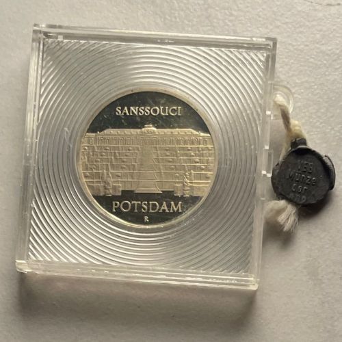 DDR 5 Mark 1986 - Sanssouci Potsdam - PP original verplombt
