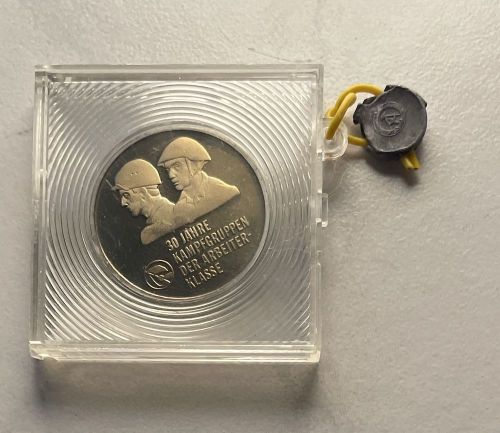 DDR 10 Mark 1983 - Kampfgruppen der Arbeiterklasse - PP original verplombt