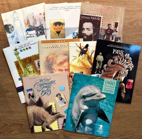10 x USA Jahrbücher 1981-1990 USPS Commemorative Stamp Collection postfrisch