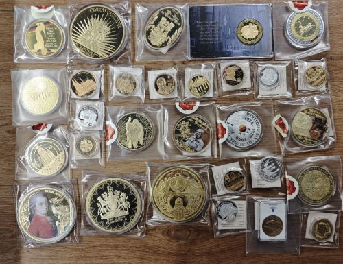 GROSSES LOT Münzen & Medaillen verschiedenes – BTN DGM MDM versilbert vergoldet