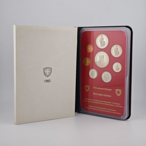 SCHWEIZ Helvetia 1982 Kursmünzensatz KMS PP – in Hartplastik