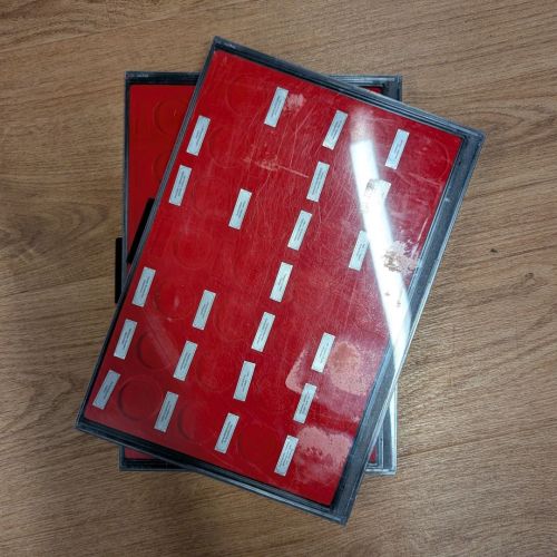 2x KABE Münzboxen Exquisit für 32x 33mm Münzen - mit runden Vertiefungen, Rot