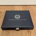 Münzkassette Schatulle mit 2 Tableaus für DDR 5 & 10 Mark Gedenkmünzen - gebraucht