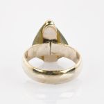 Silberring mit Labradorit in Tropfenform im Stil der Moderne | Gr. 55