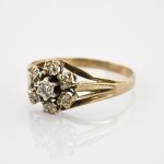 Goldring mit Diamantblüte | 333 / 1,9g / Gr. 59