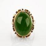 Goldring mit Nephrit im Stil der 1960er Jahre | 333 / 7,5g / Gr. 55