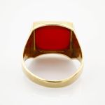 Goldring mit Karneol im Stil der 1970er Jahre |585 / 6,8g / Gr. 67