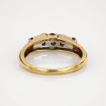 Goldring mit Rubinreihe im Stil der 1960er Jahre | 585 / 4,2g / Gr. 56