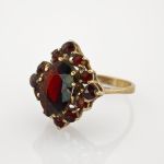 Goldring mit Granaten im Stil des späten 19. Jhd. | 333 / 4,5g / Gr. 54