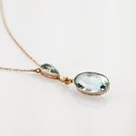 Gold Kette mit blauem Quarz und Perle
