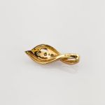 Goldanhänger mit Diamanten Blattmotiv
