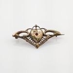 Brosche mit Herzmotiv Jugendstil um 1900