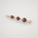Elegantes Schmuckset aus Gold mit violetten Saphiren - insgesamt ca. 50 ct.