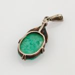 Art Deco Anhänger mit Chrysopras und Markasiten