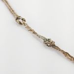 Geflochtenes Silberarmband mit Achterknoten