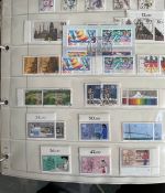 BUND 1949-2005 in 5 Vordruckalben postfrisch & gestempelte Sammlung