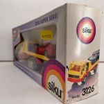 SIKU 3126 - Pannen Servicewagen Mercedes SK mit Ferrari - SIKU SUPER - 1:55 OVP