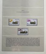 EISENBAHN Briefmarken Motivsammlung - in Lindner Ringbinder Grün - Lokomotiven