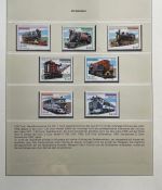 EISENBAHN Briefmarken Motivsammlung - in Lindner Ringbinder Grün - Lokomotiven