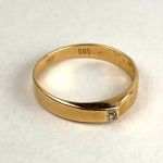 Eleganter GOLDRING 585 - 14 KARAT 1,79 g Gelbgold mit kleinem Stein - gebraucht