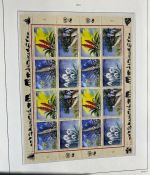 UNO Genf 1989-2013 Bogen Sammlung postfrisch in Leuchtturm Klemmbinder