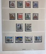 BERLIN 1949-1990 Sammlung postfrisch komplett Lindner Vordruck in 2 Ringbindern