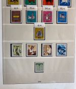 BERLIN 1949-1990 Sammlung postfrisch komplett Lindner Vordruck in 2 Ringbindern