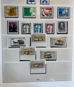 BERLIN 1949-1990 Sammlung postfrisch komplett Lindner Vordruck in 2 Ringbindern