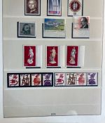 BERLIN 1949-1990 Sammlung postfrisch komplett Lindner Vordruck in 2 Ringbindern