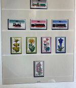 BERLIN 1949-1990 Sammlung postfrisch komplett Lindner Vordruck in 2 Ringbindern