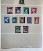 BERLIN 1949-1990 Sammlung postfrisch komplett Lindner Vordruck in 2 Ringbindern