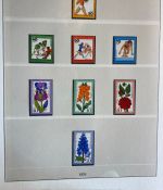 BERLIN 1949-1990 Sammlung postfrisch komplett Lindner Vordruck in 2 Ringbindern