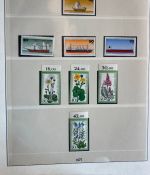 BERLIN 1949-1990 Sammlung postfrisch komplett Lindner Vordruck in 2 Ringbindern