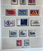 BERLIN 1949-1990 Sammlung postfrisch komplett Lindner Vordruck in 2 Ringbindern