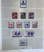 BERLIN 1949-1990 Sammlung postfrisch komplett Lindner Vordruck in 2 Ringbindern