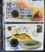 NUMISBRIEFE aus aller Welt - Album mit 35 Numisbriefen inkl. Kassette